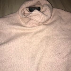 Light pink cashmere sweater